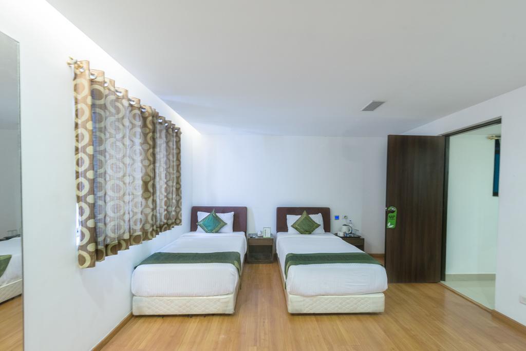 Hotel Grand Marena Chennai Zewnętrze zdjęcie