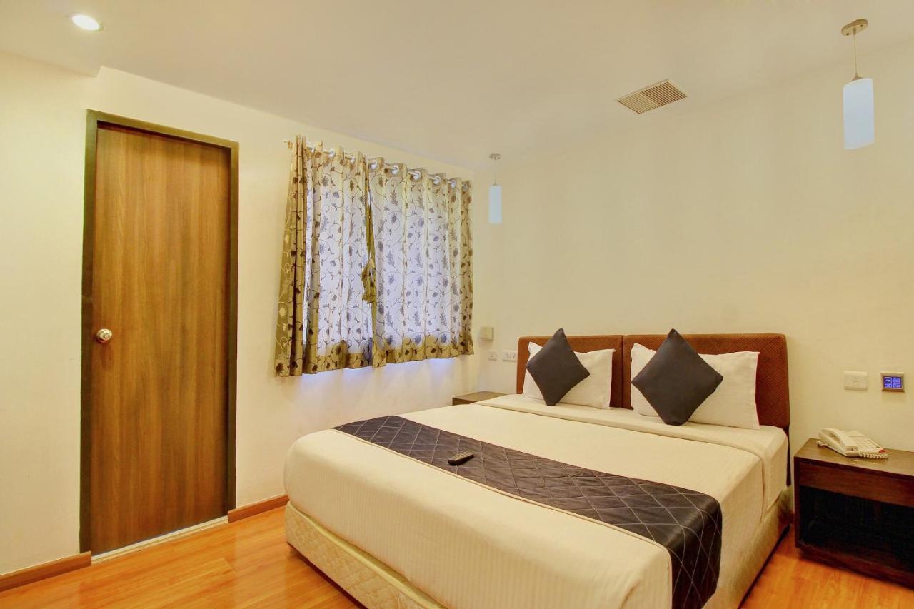 Hotel Grand Marena Chennai Zewnętrze zdjęcie
