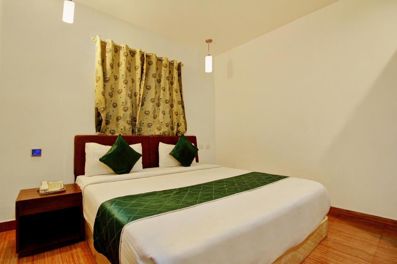 Hotel Grand Marena Chennai Zewnętrze zdjęcie